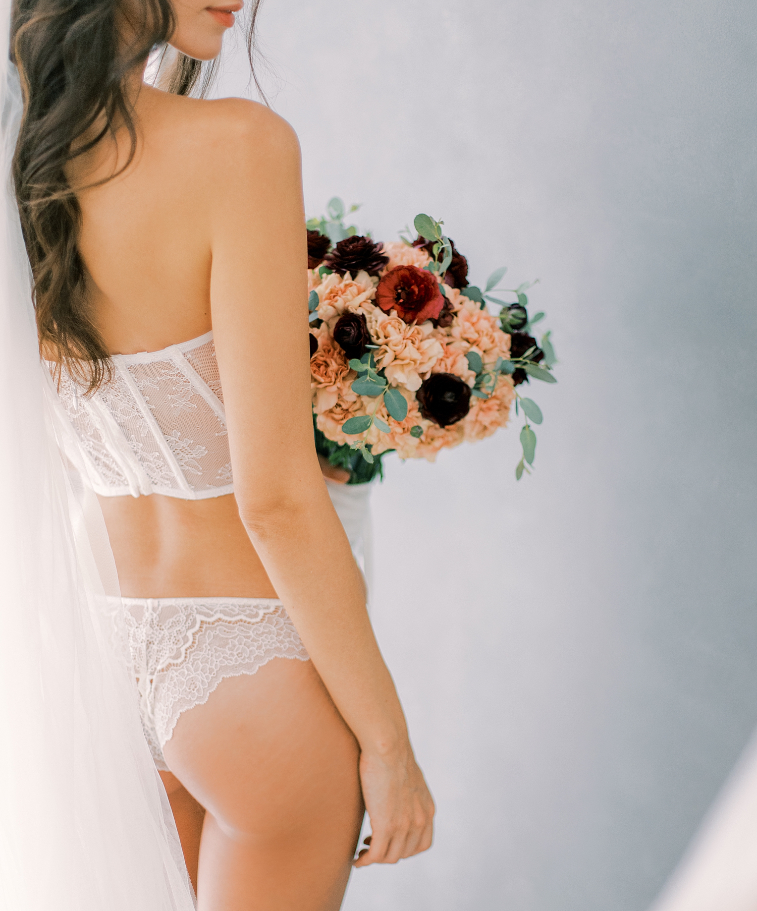 https://www.pressedflowersboudoir.com/wp-content/uploads/2021/07/bridal-boudoir-session_1255.jpg