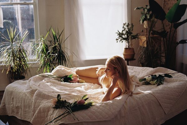 The Girl Gaze vs. The Male Gaze: Why It Changes Everything in Boudoir