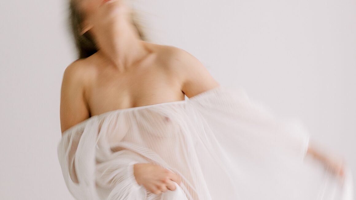 An Invitation to Just Be: The Slow, Honest, and Emotive Boudoir of Shannon Griffin